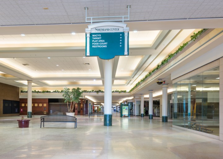 empty-mall