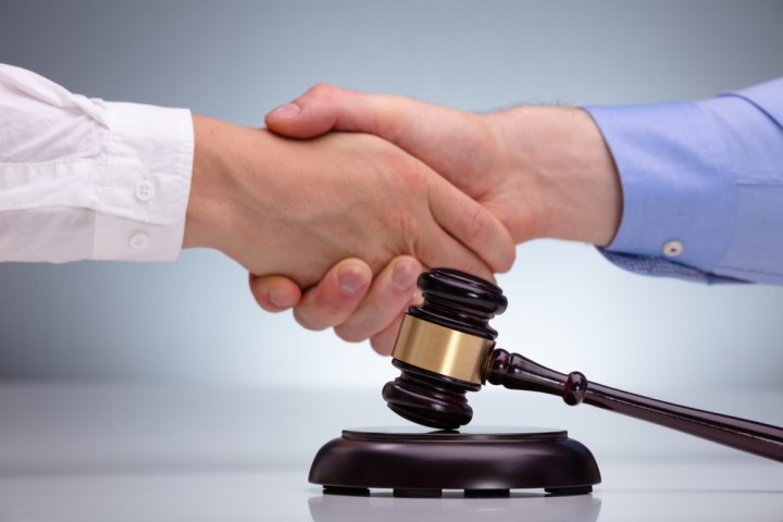 gavel handshake